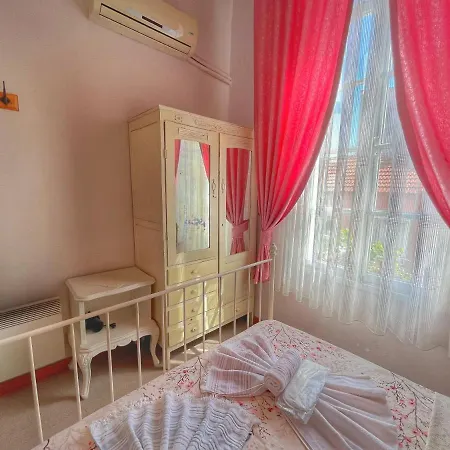 Eolya Konuk Evi Hotel Ayvalı