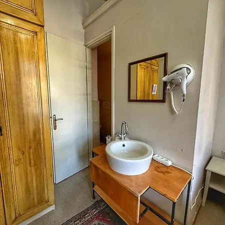 Eolya Konuk Evi Hotel