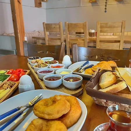 Eolya Konuk Evi Hotel