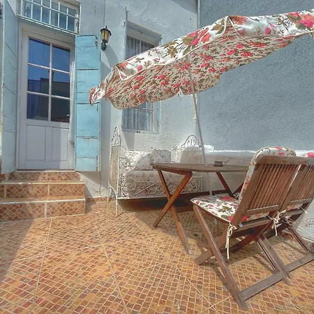 Eolya Konuk Evi Ayvalı