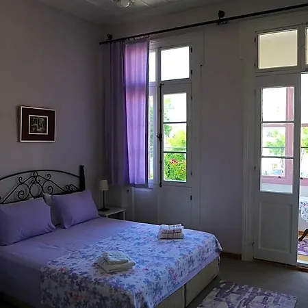 Hotel Eolya Konuk Evi 3*