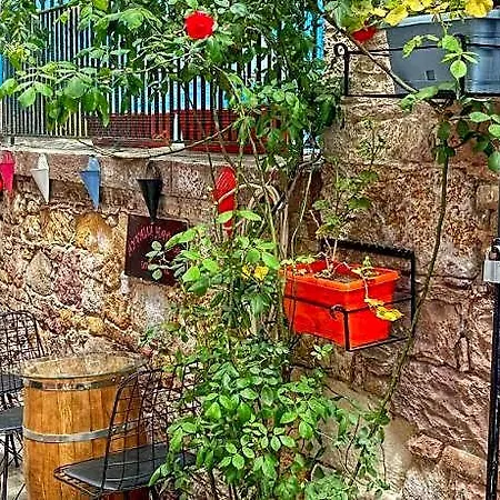 Eolya Konuk Evi Hotel Ayvalik